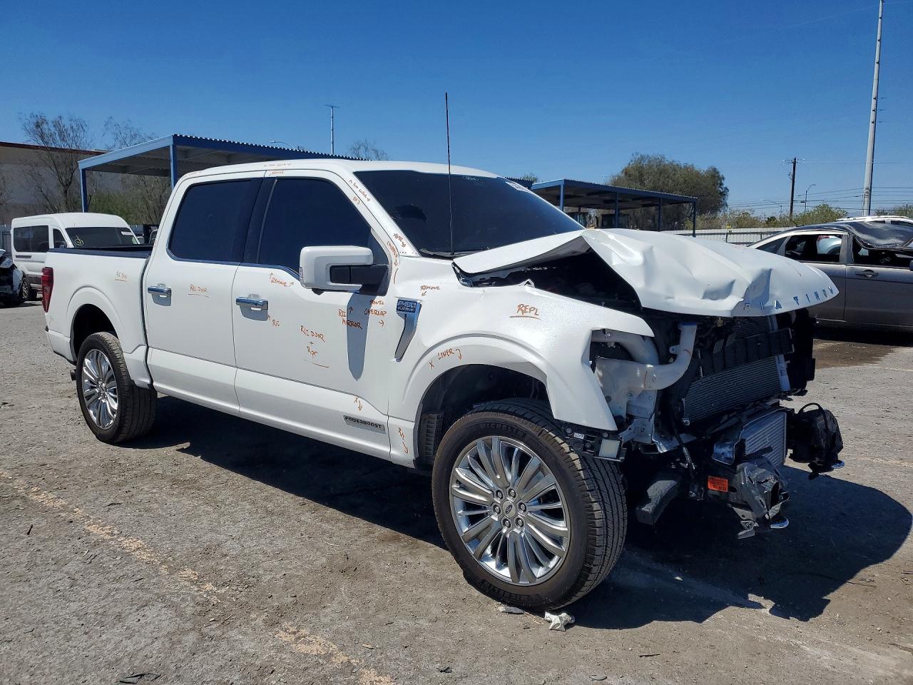 2024 FORD F150 PLATINUM photo 7