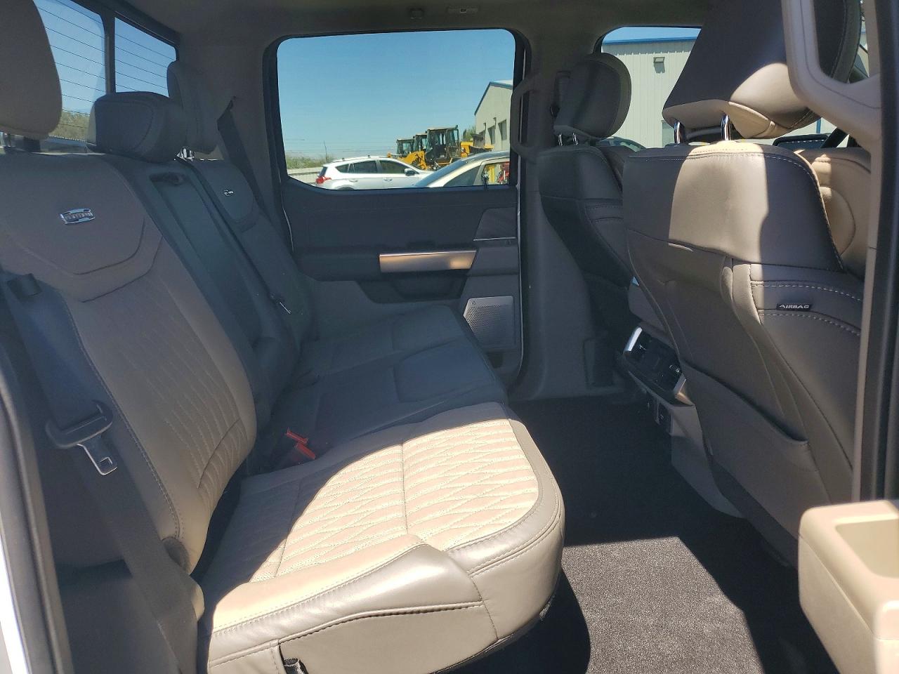 2024 FORD F150 PLATINUM photo 19