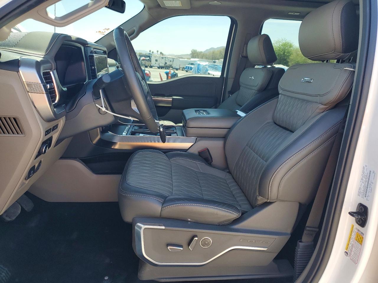 2024 FORD F150 PLATINUM photo 13