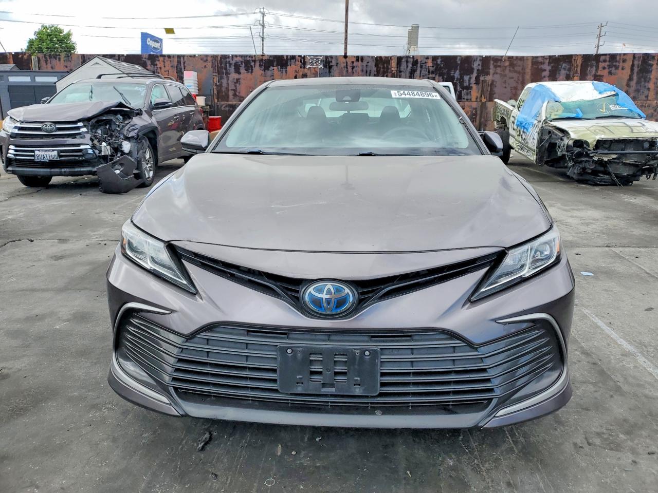 2021 TOYOTA CAMRY LE photo 13