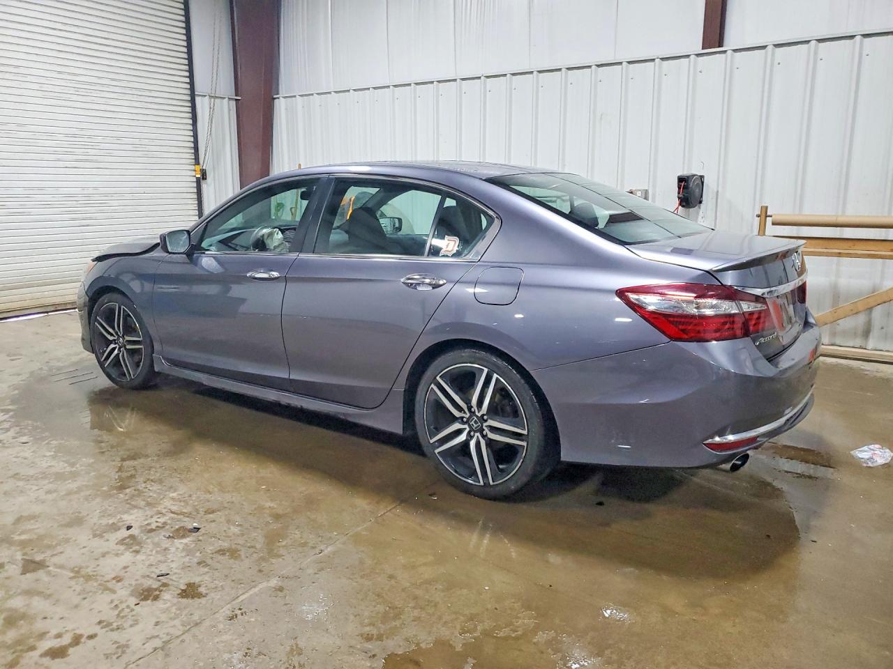 2016 HONDA ACCORD SPORT photo 2