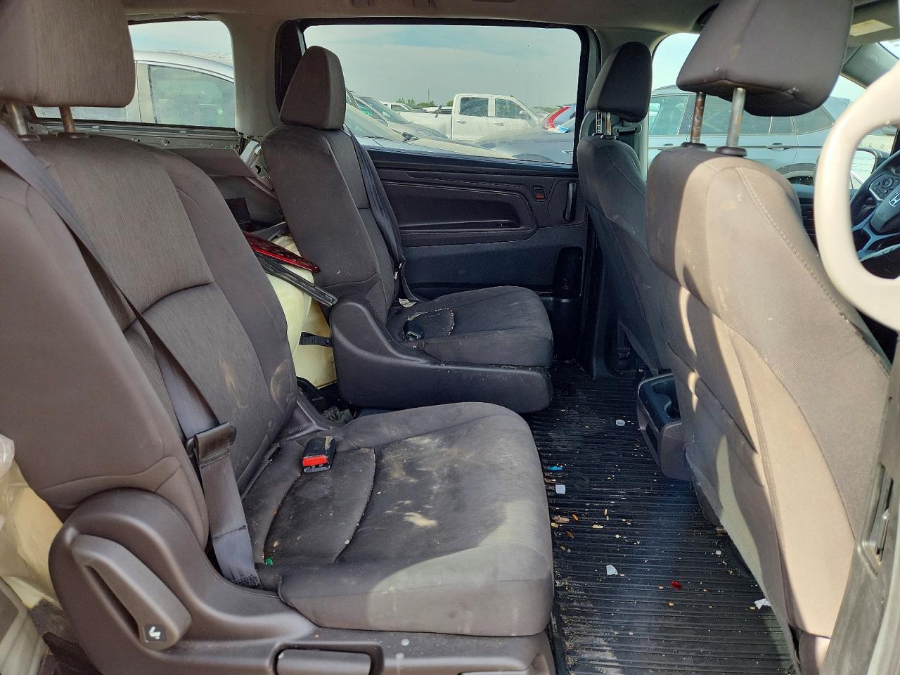 2019 HONDA ODYSSEY LX photo 19
