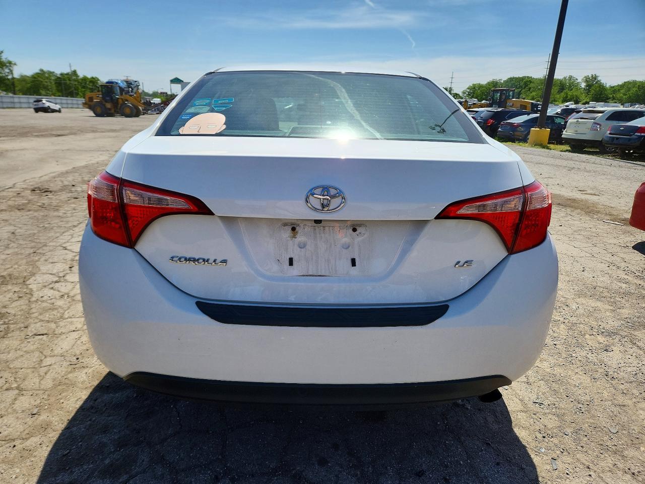 2017 TOYOTA COROLLA LE photo 11