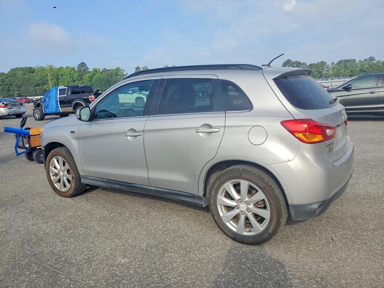 2015 MITSUBISHI OUTLANDER SPORT SE photo 3