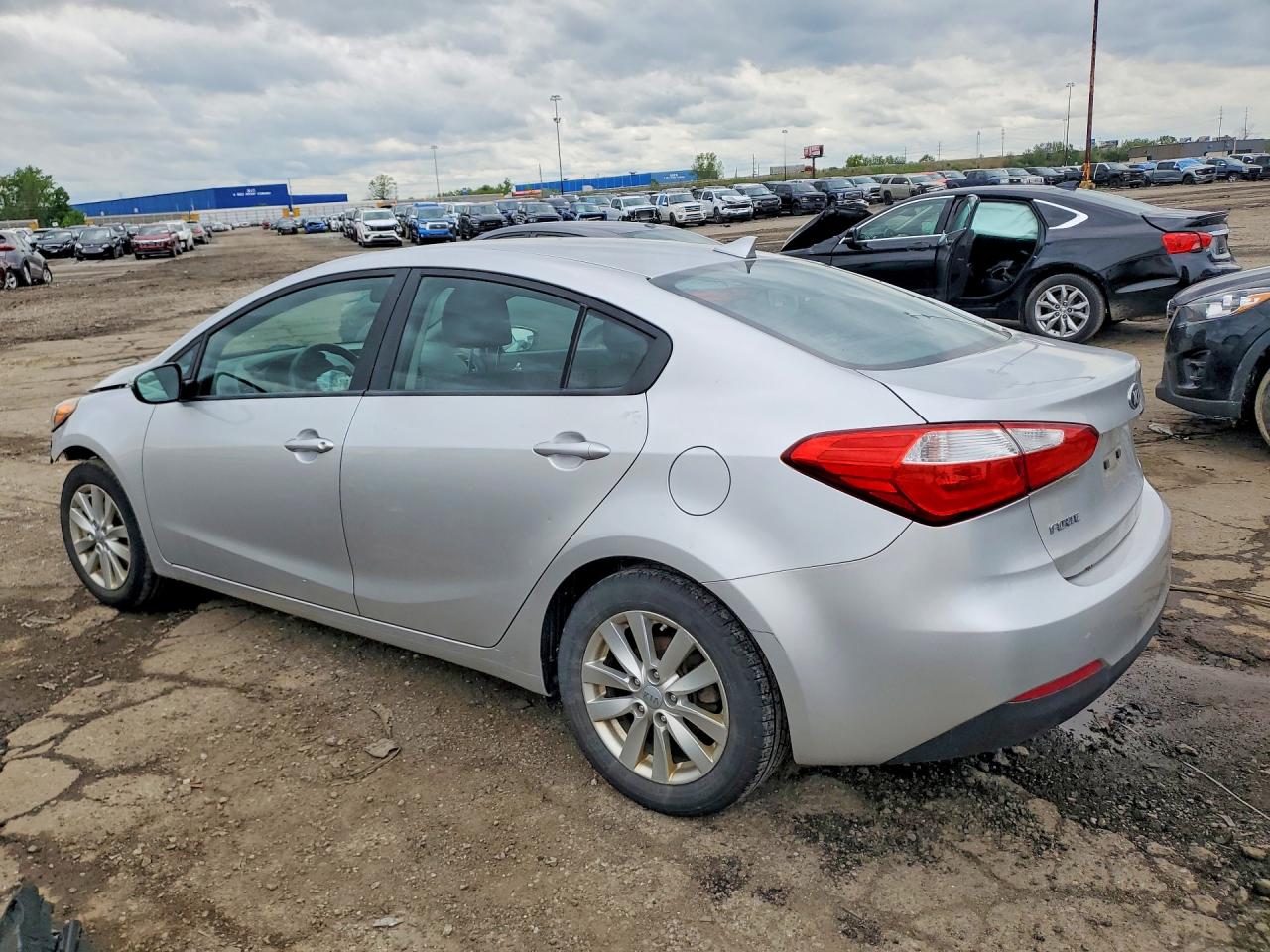 2014 KIA FORTE LX photo 2