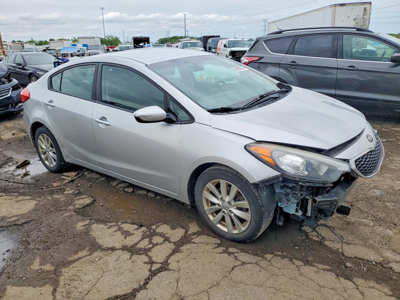 2014 KIA FORTE LX photo 4