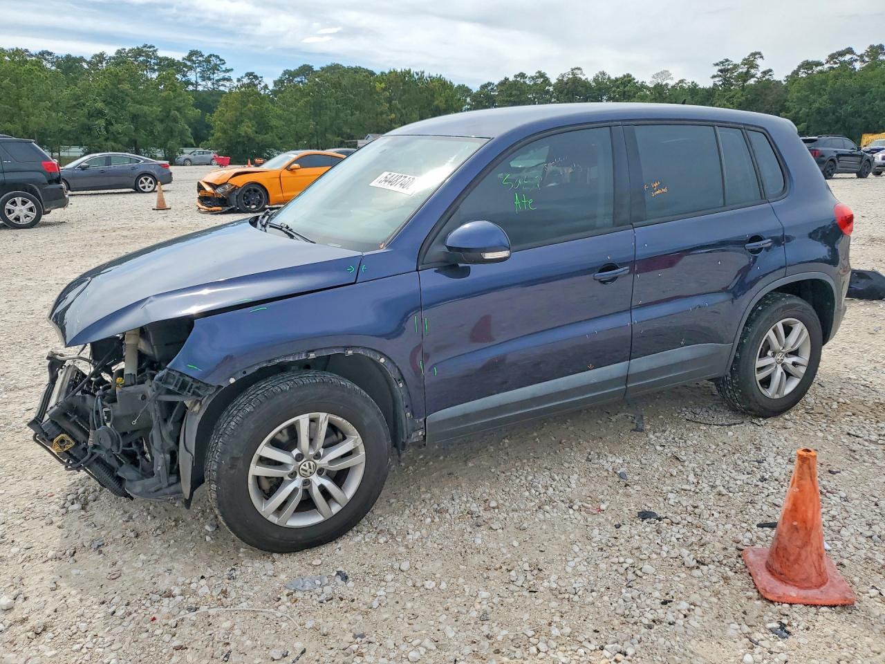 2013 VOLKSWAGEN TIGUAN