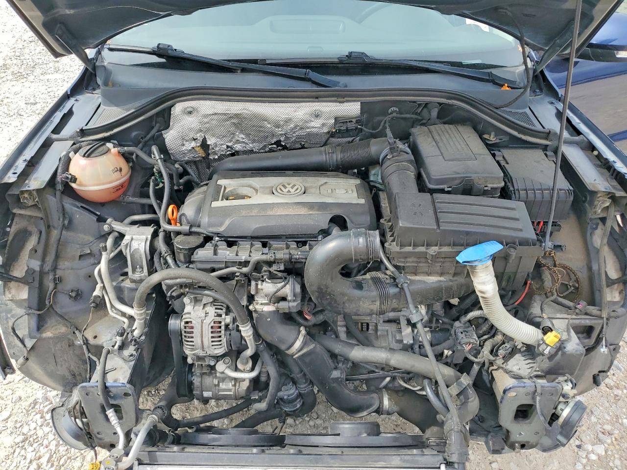 2013 VOLKSWAGEN TIGUAN S photo 23