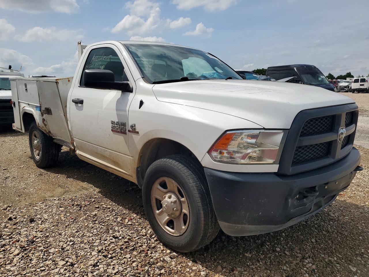 2016 RAM 2500 ST photo 10