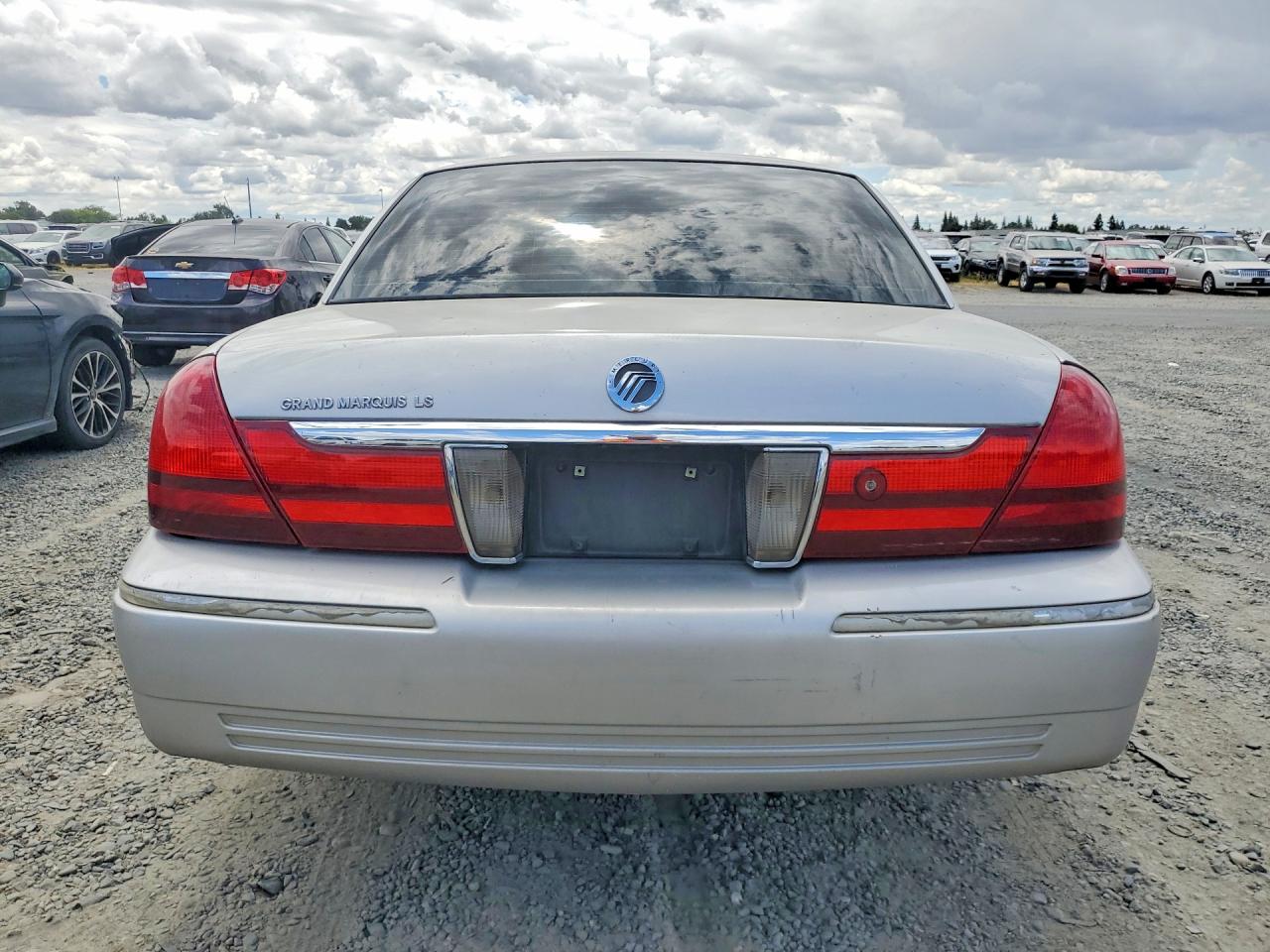 2004 MERCURY GRAND MARQUIS LS photo 11