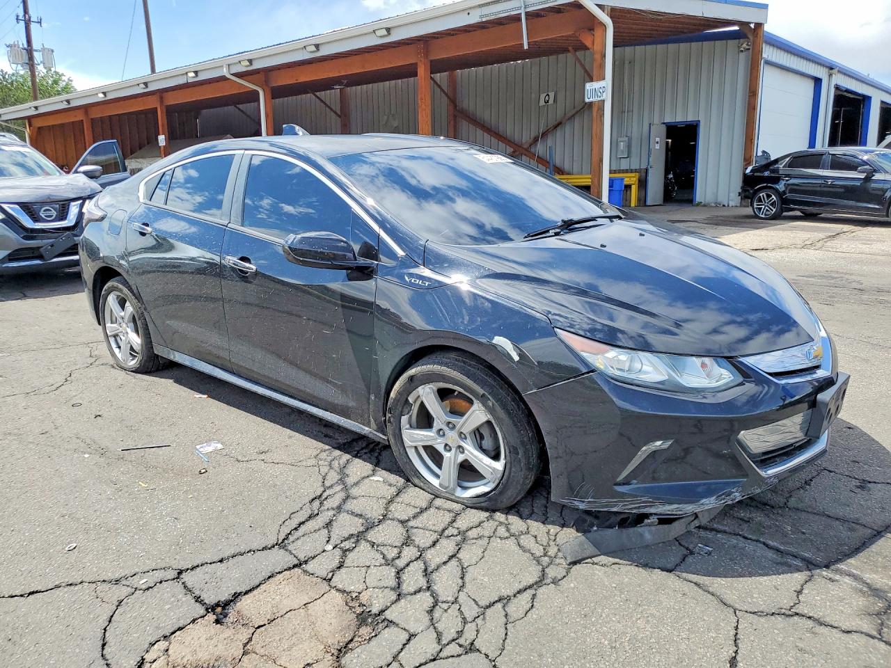 2017 CHEVROLET VOLT LT photo 7