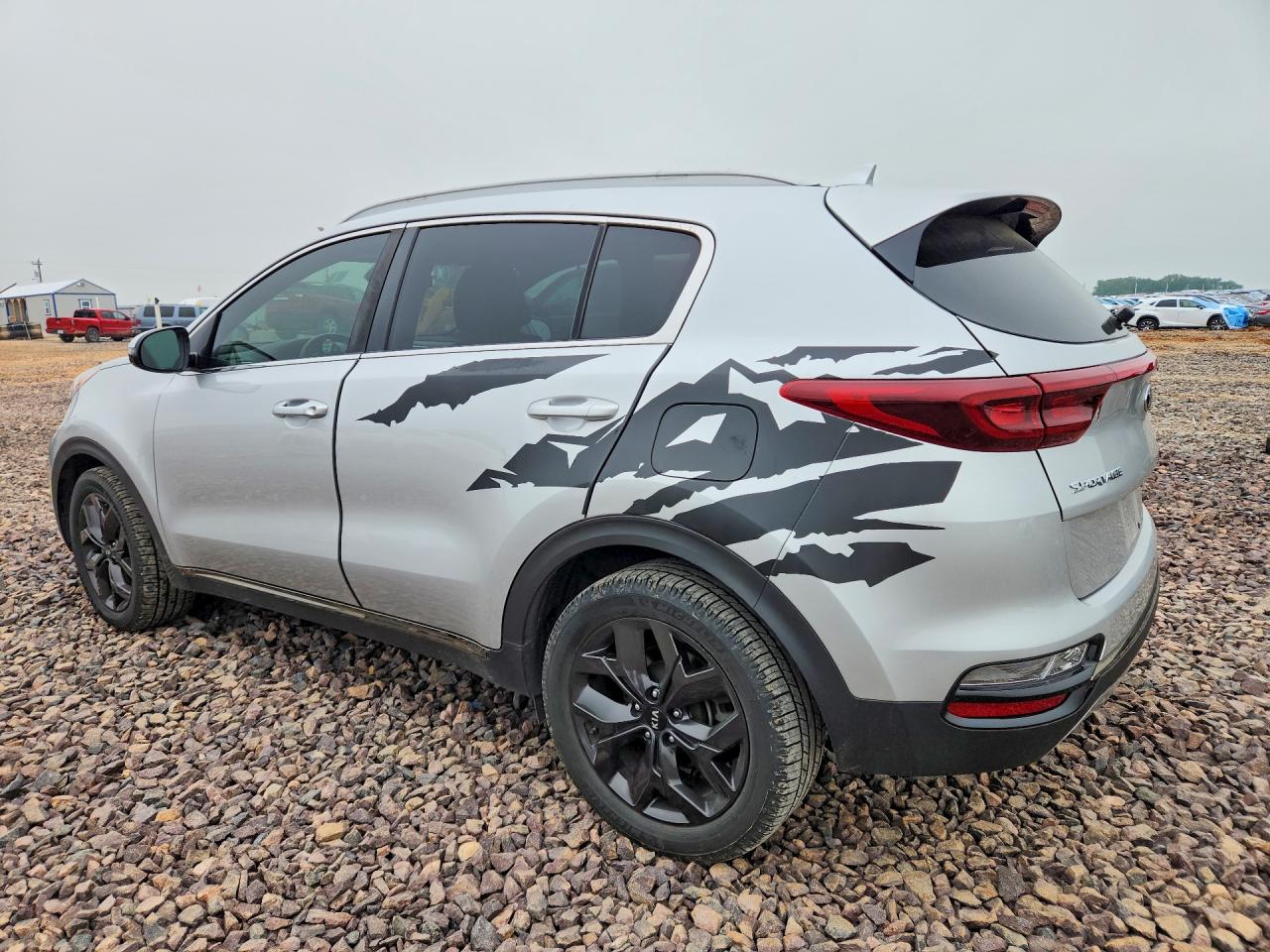 2020 KIA SPORTAGE S photo 3