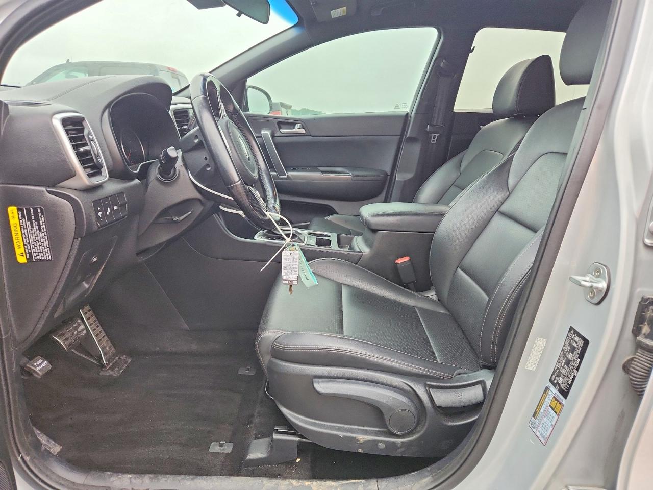 2020 KIA SPORTAGE S photo 13