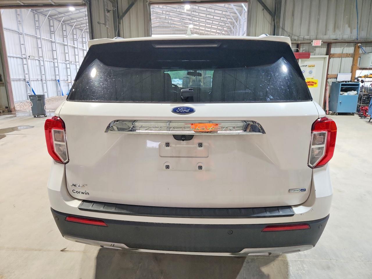 2020 FORD EXPLORER photo 16