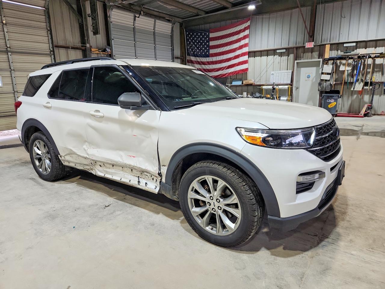 2020 FORD EXPLORER photo 10