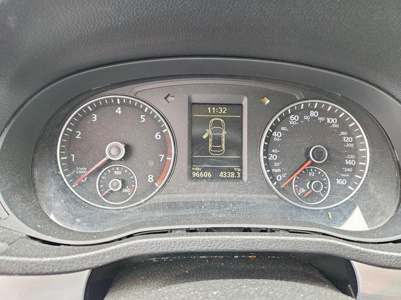 2012 VOLKSWAGEN PASSAT SE photo 25