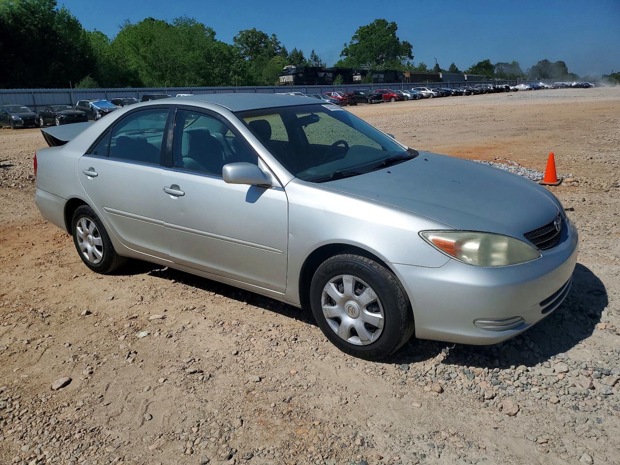 2003 TOYOTA CAMRY photo 4