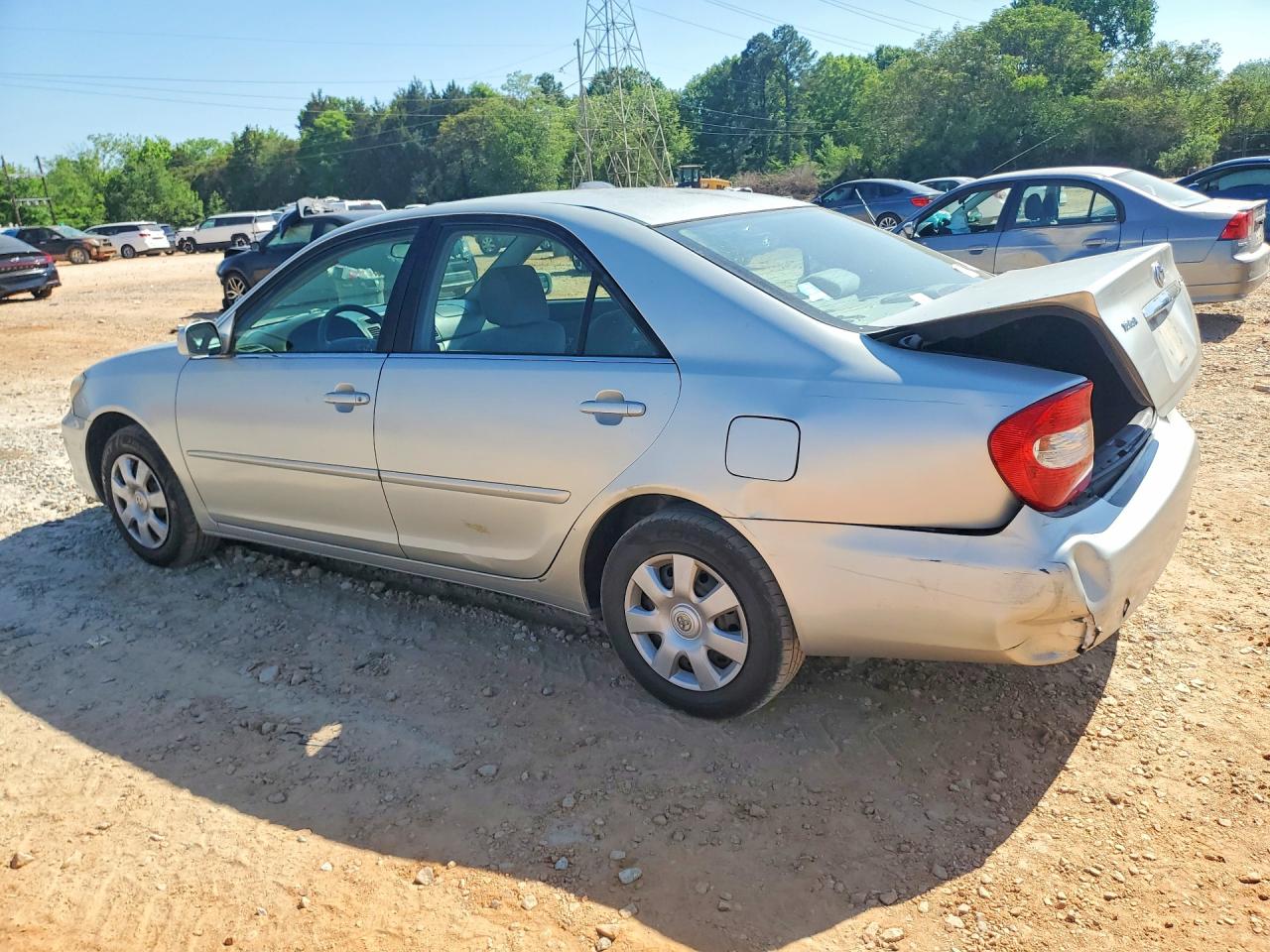 2003 TOYOTA CAMRY photo 2