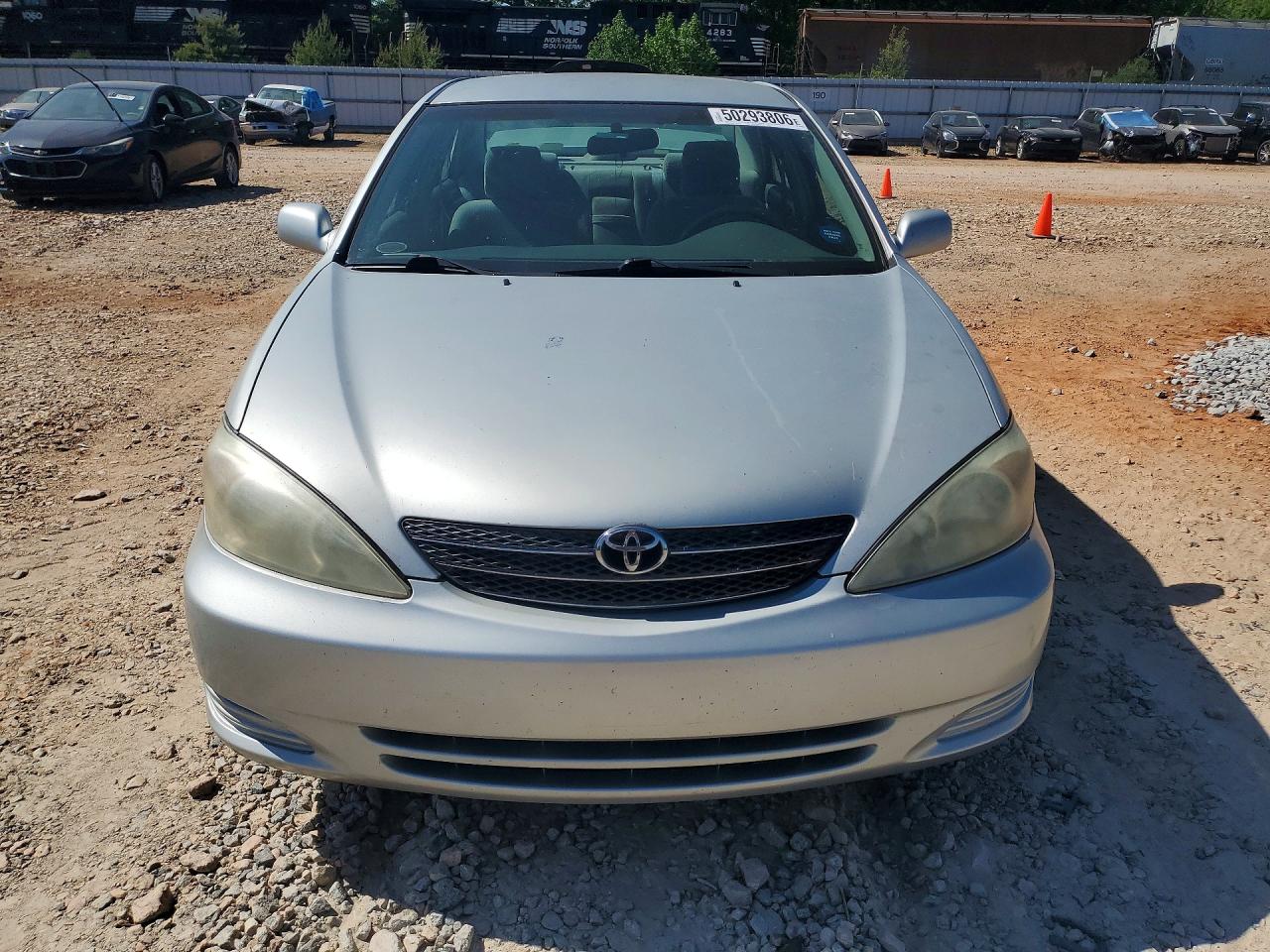 2003 TOYOTA CAMRY photo 5