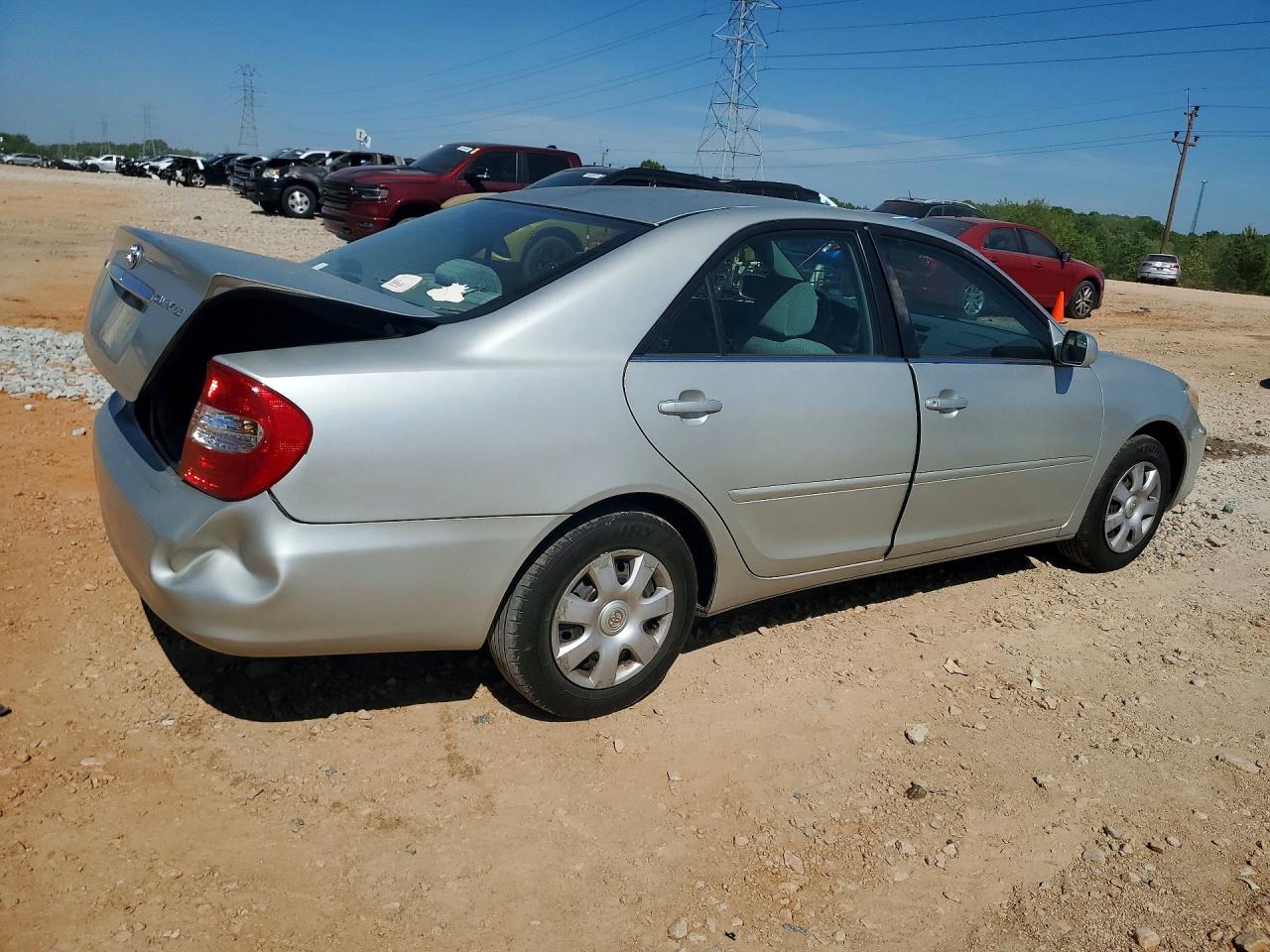 2003 TOYOTA CAMRY photo 3