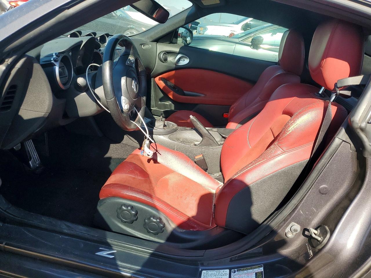 2010 NISSAN 370Z BASE photo 13