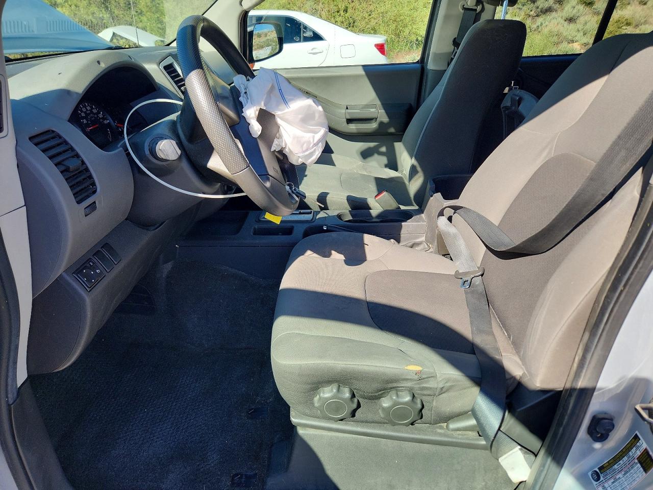 2011 NISSAN XTERRA X photo 19