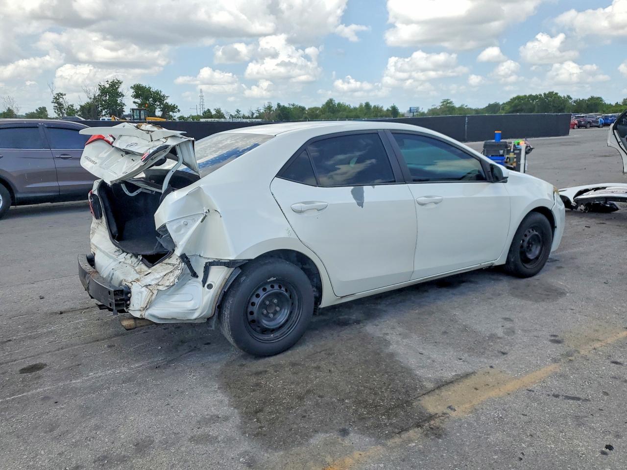 2014 TOYOTA COROLLA LE ECO photo 5