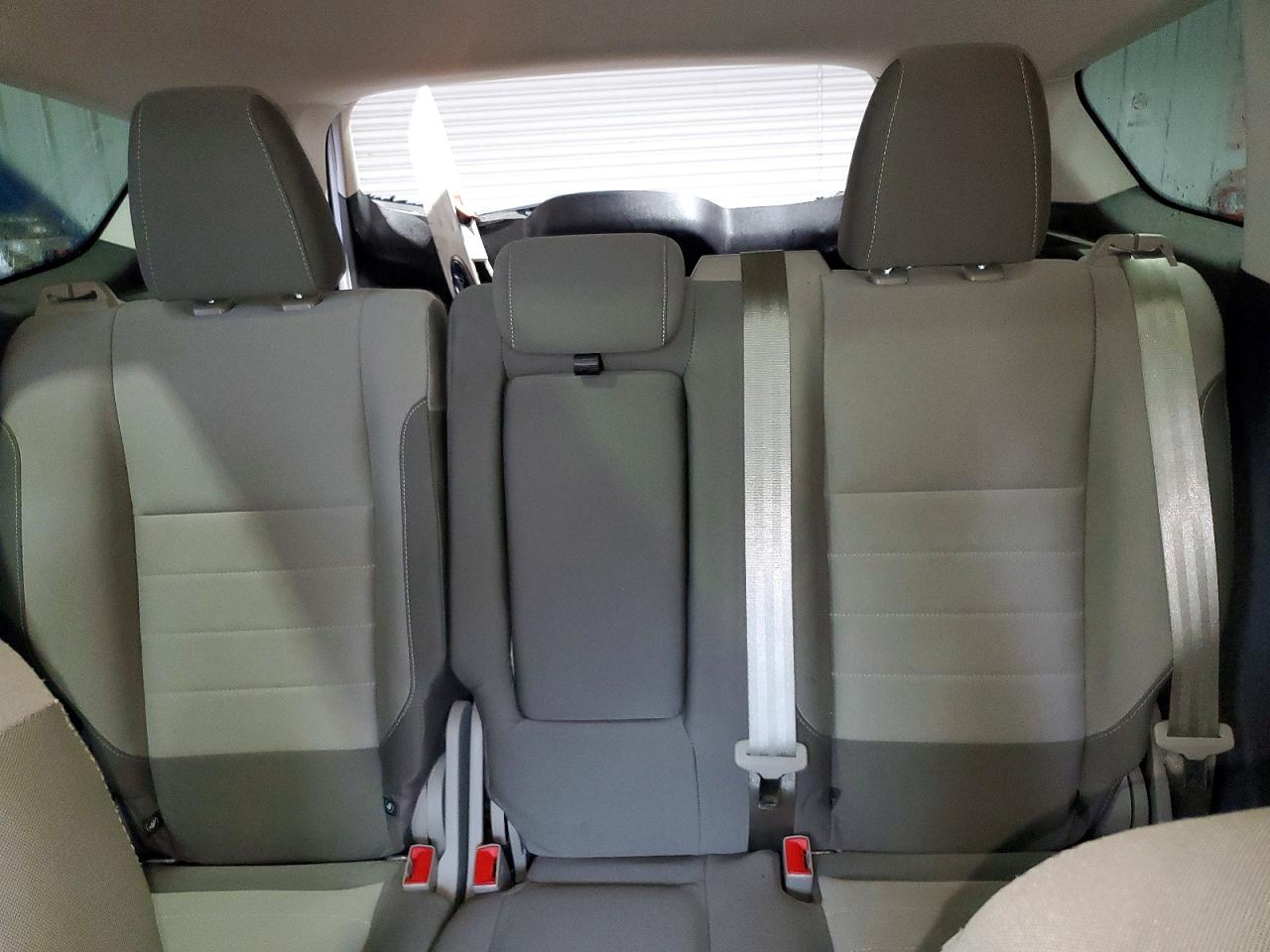 2016 FORD ESCAPE SE photo 19