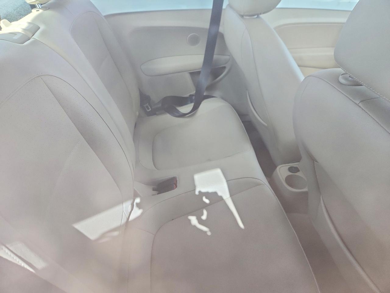 2015 VOLKSWAGEN BEETLE 1.8T photo 19