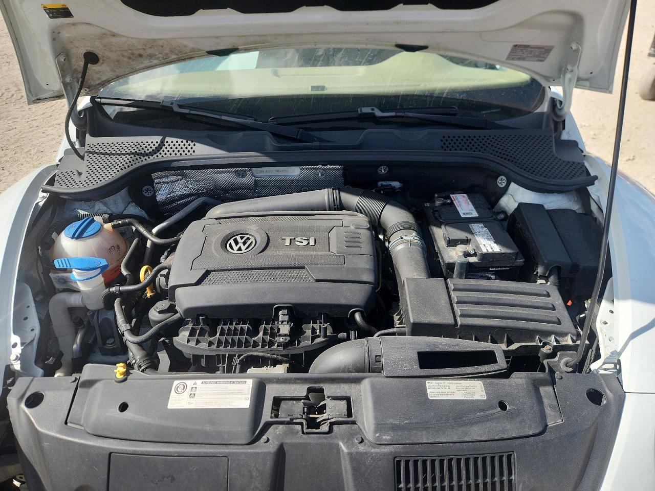 2015 VOLKSWAGEN BEETLE 1.8T photo 21