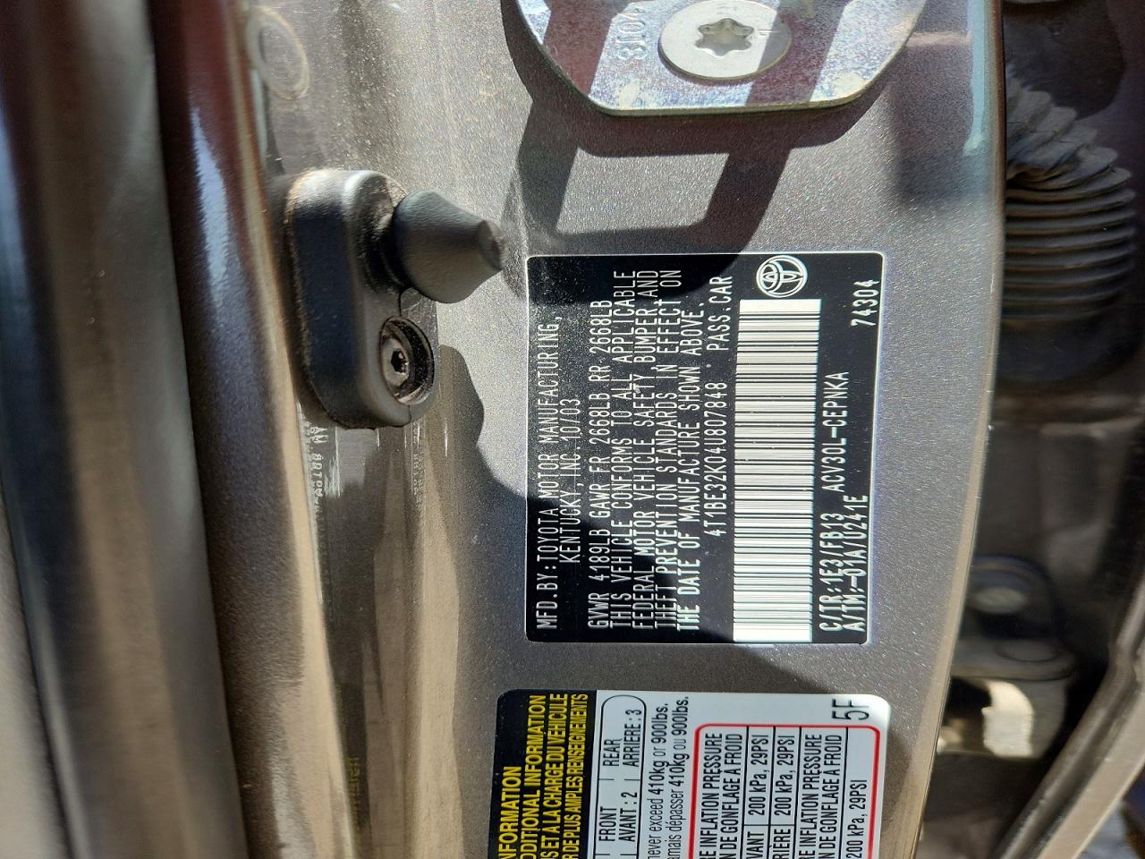 2004 TOYOTA CAMRY LE photo 34