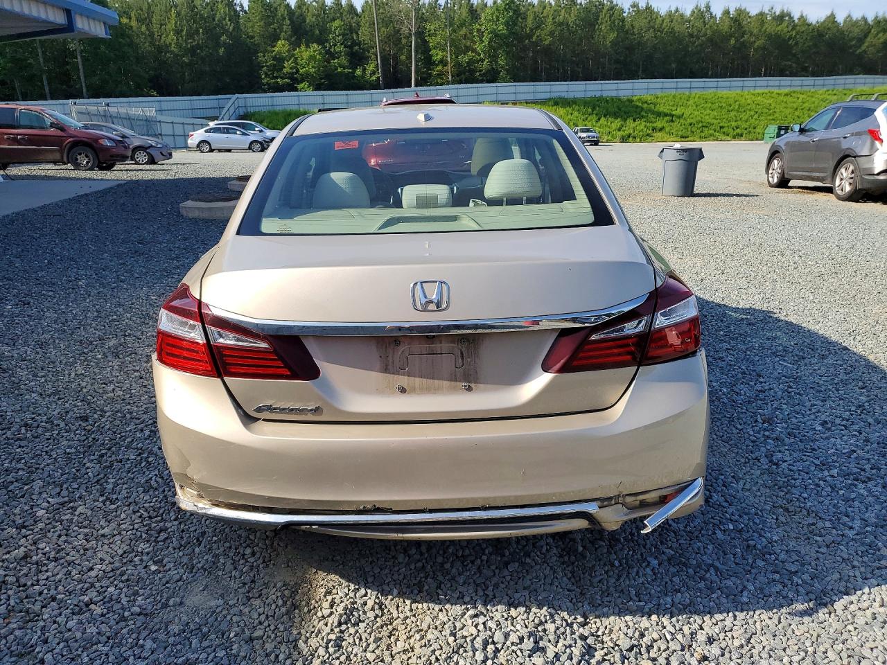 2017 HONDA ACCORD EX photo 11