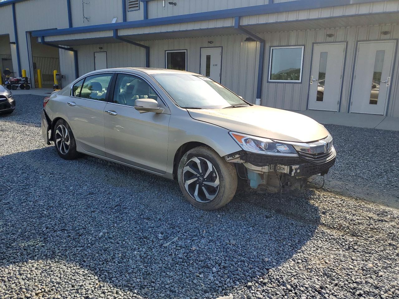 2017 HONDA ACCORD EX photo 7