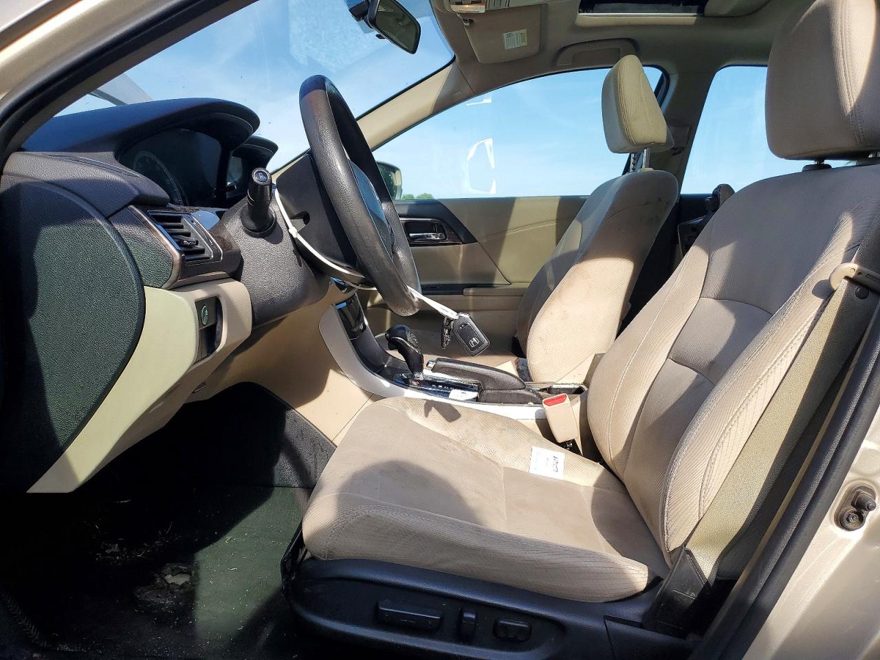 2017 HONDA ACCORD EX photo 13