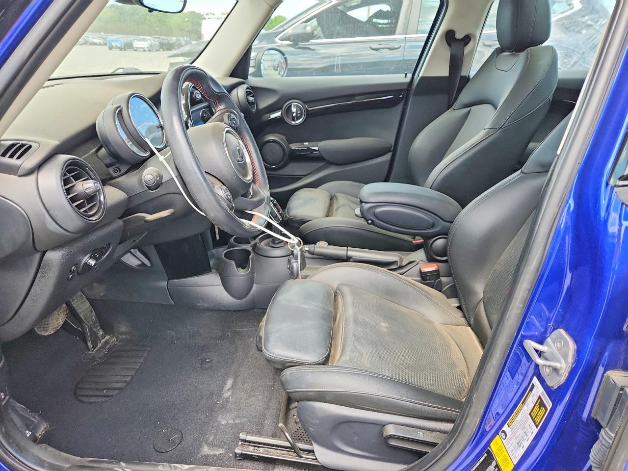 2020 MINI COOPER S photo 7