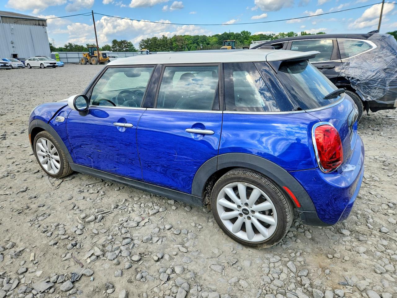 2020 MINI COOPER S photo 2