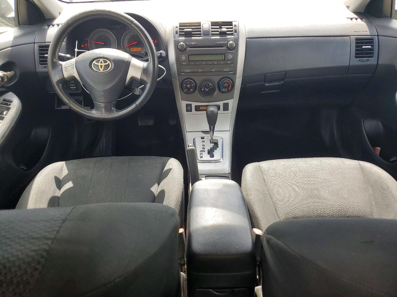2010 TOYOTA COROLLA S photo 15