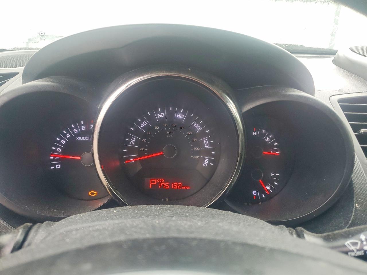 2011 KIA SOUL + photo 9