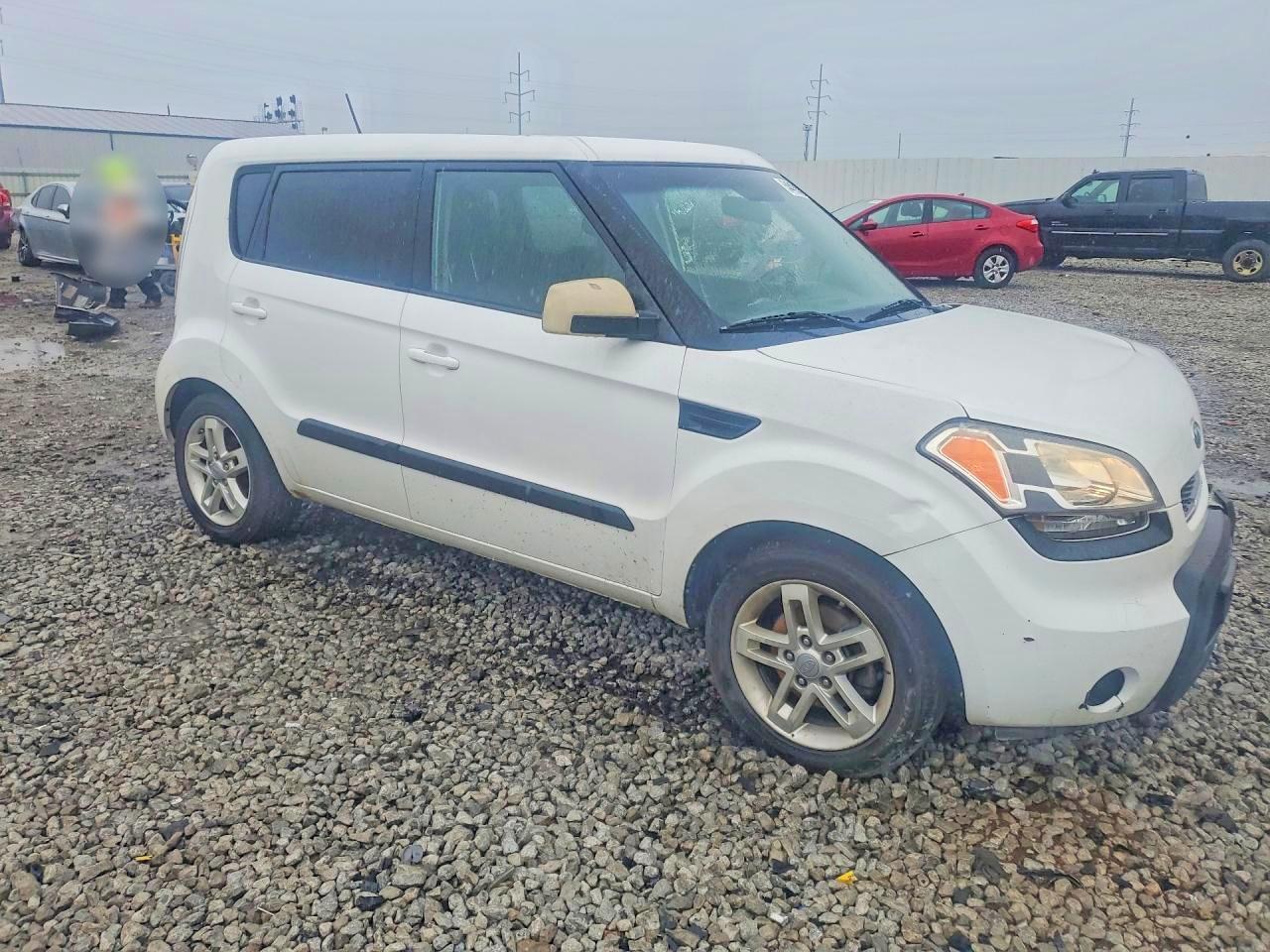 2011 KIA SOUL + photo 4