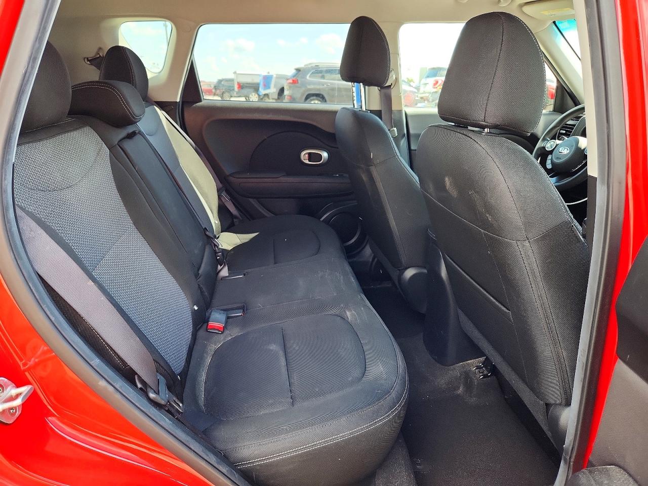 2018 KIA SOUL + photo 19