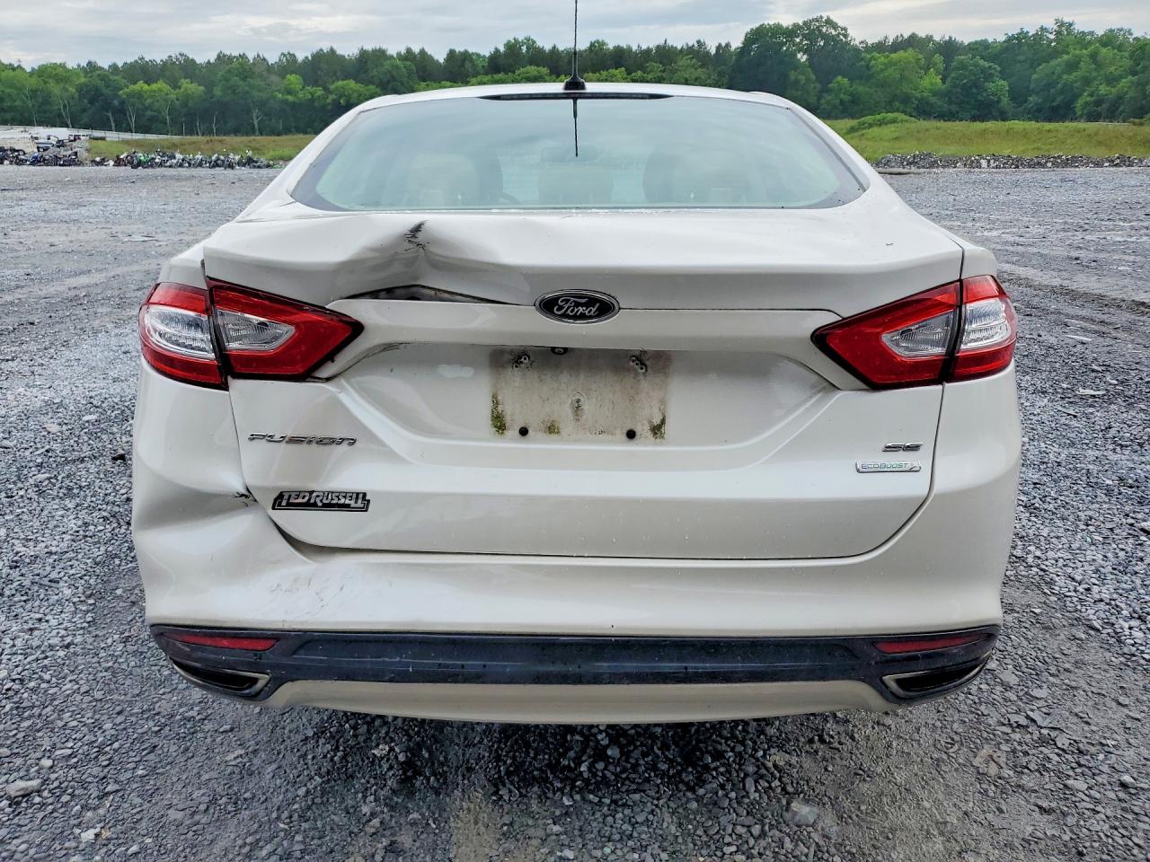 2014 FORD FUSION SE photo 6