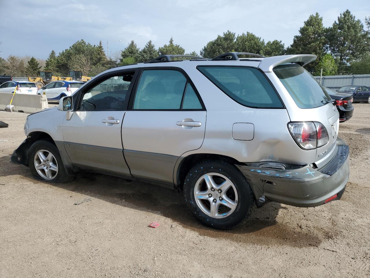 2002 LEXUS RX 300 photo 4