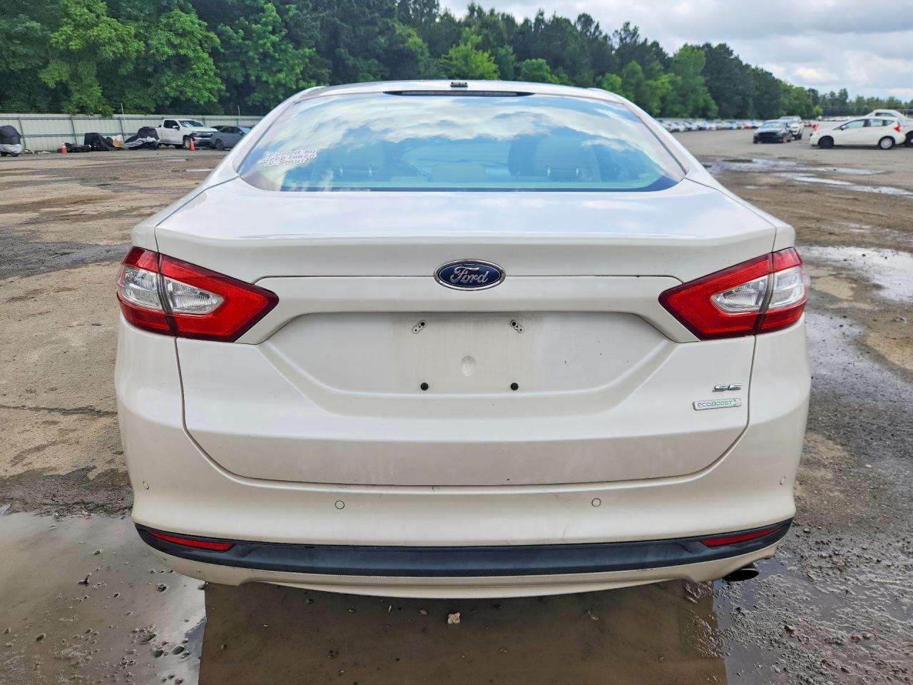 2013 FORD FUSION SE photo 6
