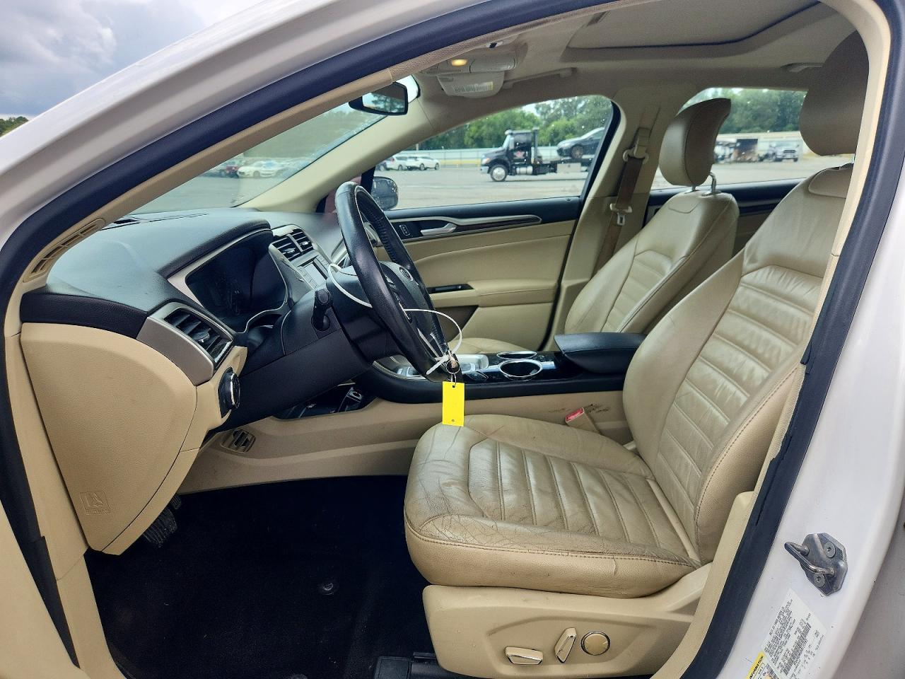 2013 FORD FUSION SE photo 7
