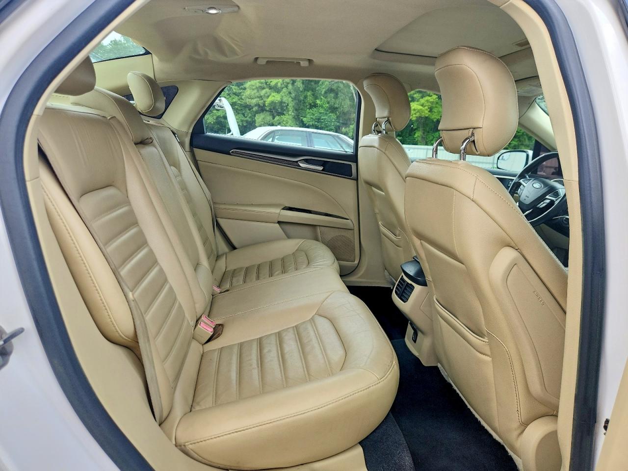 2013 FORD FUSION SE photo 10
