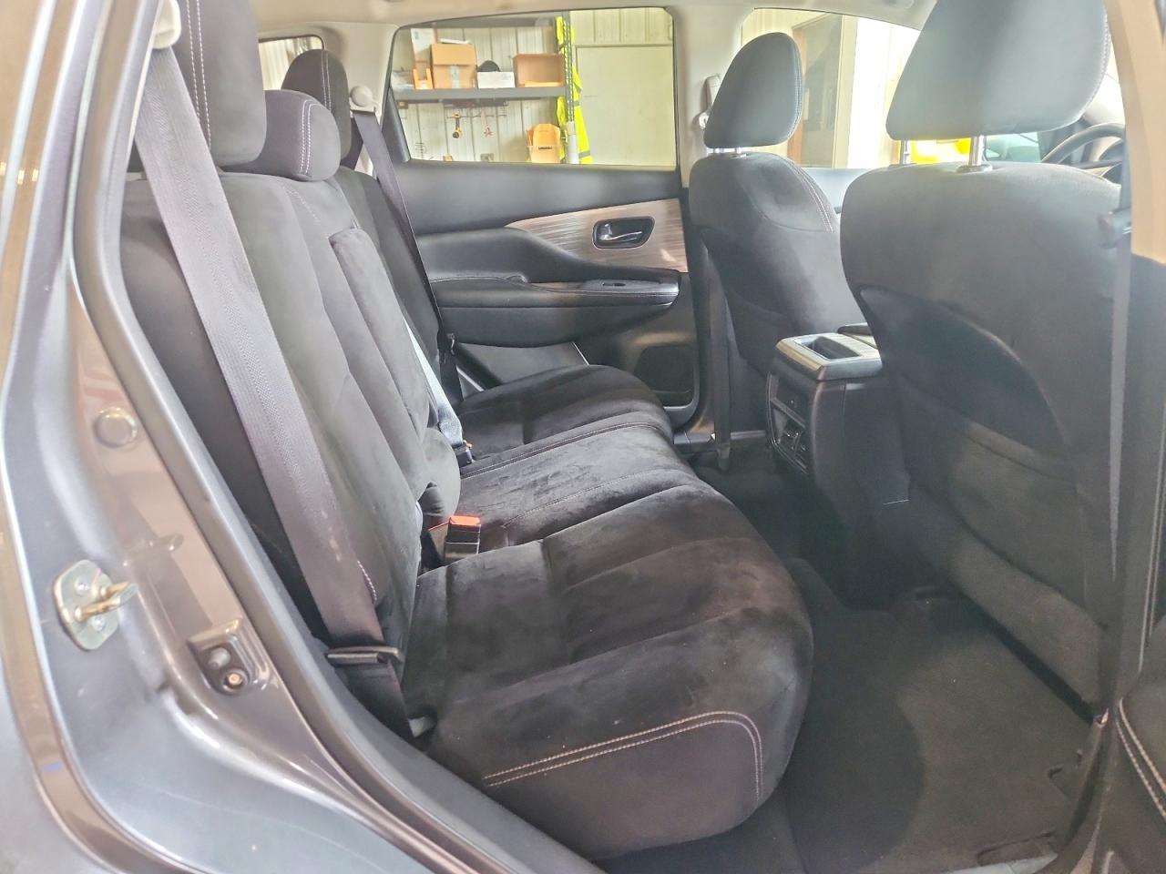 2015 NISSAN MURANO SV photo 19