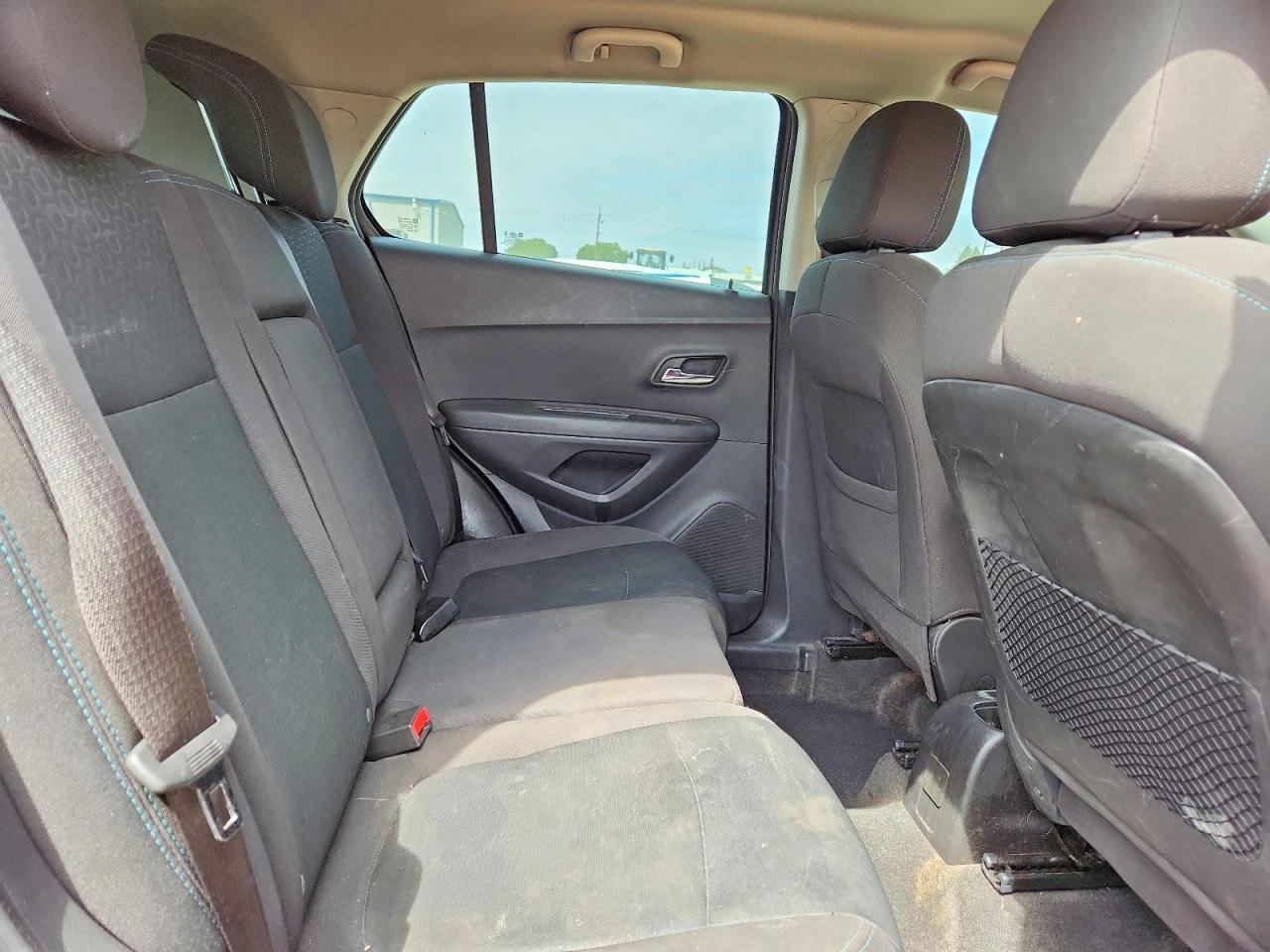 2015 CHEVROLET TRAX LS photo 11