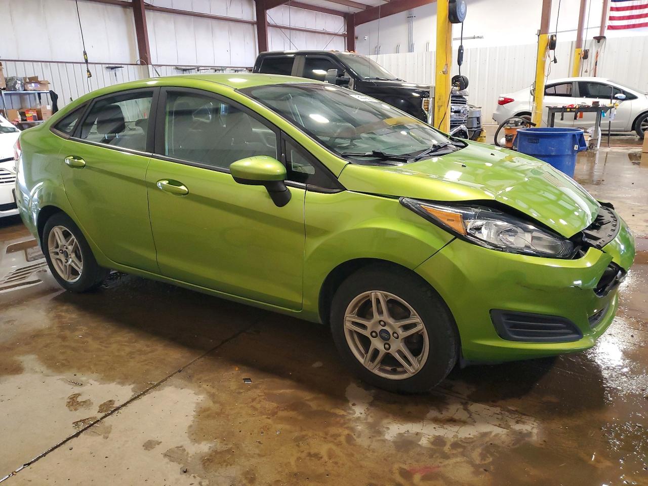 2019 FORD FIESTA SE photo 4