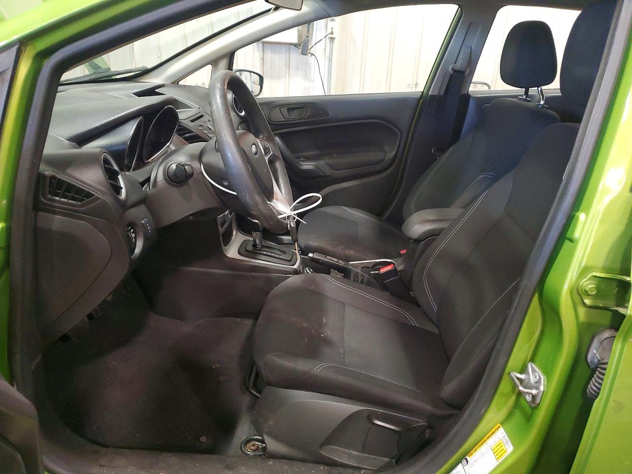 2019 FORD FIESTA SE photo 7