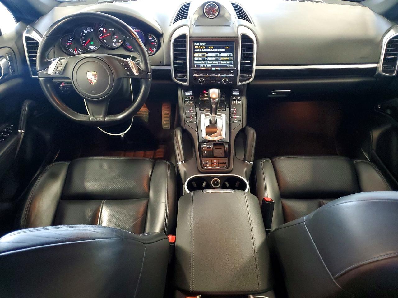 2013 PORSCHE CAYENNE photo 15